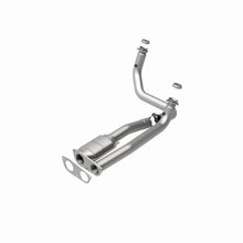Load image into Gallery viewer, MagnaFlow Direct Fit Catalytic Converter 98-00 Chevy 3500 7.4L Fro