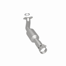 Load image into Gallery viewer, MagnaFlow Direct Fit Catalytic Converter 09-12 Toyota RAV4 2.5 3.5 Underbody