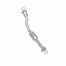Load image into Gallery viewer, MagnaFlow Direct Fit Catalytic Converter 99-02 GM Alero/Sunfire 2.4L