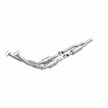 Load image into Gallery viewer, MagnaFlow Direct Fit Catalytic Converter TT QUATTRO-08 3.2L OEM