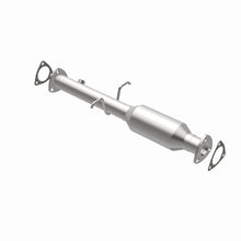 Load image into Gallery viewer, MagnaFlow Direct Fit Catalytic Converter 96-00 GM S-10/Sonoma/Homb