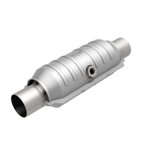 Load image into Gallery viewer, MagnaFlow Universal Catalytic Converter 2.50in Rear CA
