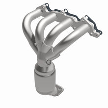 Load image into Gallery viewer, MagnaFlow Direct Fit Catalytic Converter 03-04 Kia Rio 1.6L mani OEM