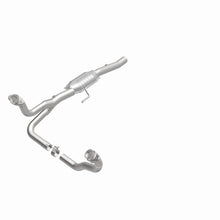Load image into Gallery viewer, MagnaFlow Direct Fit Catalytic Converter 00-03 Durango 2WD OEM
