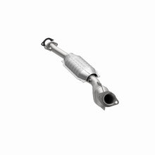 Load image into Gallery viewer, MagnaFlow Direct Fit Catalytic Converter 96-00 Crown Vic 4.6L OEM