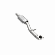 Load image into Gallery viewer, MagnaFlow Direct Fit Catalytic Converter Volvo S40/V40 1.9L Rear