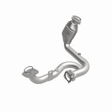Load image into Gallery viewer, MagnaFlow Direct Fit Catalytic Converter 00-03 Ford Taurus 3.0L