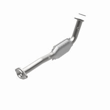 Load image into Gallery viewer, MagnaFlow Direct Fit Catalytic Converter 03-06 Hummer H2 6.0L Passenger Side