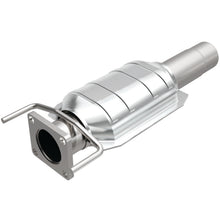 Load image into Gallery viewer, MagnaFlow Direct Fit Catalytic Converter Gm