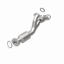 Load image into Gallery viewer, MagnaFlow Direct Fit Catalytic Converter 96-97 Lexus GS300 3.0L