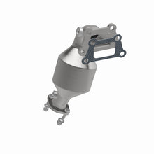 Load image into Gallery viewer, MagnaFlow Direct Fit Catalytic Converter 2012-2014 Equinox 3 3.6 L Underbody