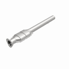 Load image into Gallery viewer, MagnaFlow Direct Fit Catalytic Converter 1999 Ford E250 5.4L