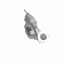 Load image into Gallery viewer, MagnaFlow Direct Fit Catalytic Converter 00-01 Cherokee 4L Front