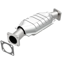 Load image into Gallery viewer, MagnaFlow Direct Fit Catalytic Converter GM 75 79