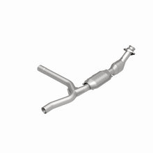 Load image into Gallery viewer, MagnaFlow Direct Fit Catalytic Converter 01-04 Ford F-150 4.2L 2wd
