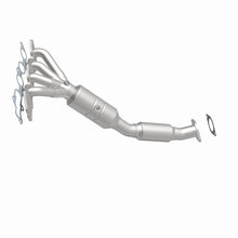 Load image into Gallery viewer, MagnaFlow Direct Fit Catalytic Converter 08-09 Ford Focus 2.0L