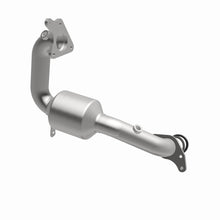 Load image into Gallery viewer, MagnaFlow Direct Fit Catalytic Converter 2015 Juke L4 1.6L OEM