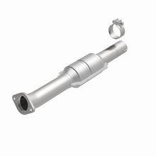 Load image into Gallery viewer, MagnaFlow Direct Fit Catalytic Converter 2010-2012 VENZA 2.7L Underbody