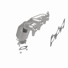 Load image into Gallery viewer, MagnaFlow Direct Fit Catalytic Converter 02-06 Hyundai Sonata 2.7L