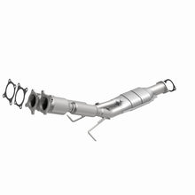 Load image into Gallery viewer, MagnaFlow Direct Fit Catalytic Converter 99-01 Volvo S80 2.9L