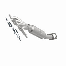 Load image into Gallery viewer, MagnaFlow Direct Fit Catalytic Converter 2006 Ford Fusion 2.3L