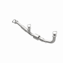 Load image into Gallery viewer, MagnaFlow Direct Fit Catalytic Converter 96-00 Dodge Avenger 2.5L Front