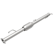 Load image into Gallery viewer, MagnaFlow Direct Fit Catalytic Converter 00-04 Tundra 3.4L rear OEM