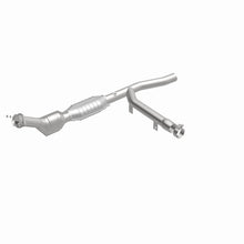 Load image into Gallery viewer, MagnaFlow Direct Fit Catalytic Converter 97-98 Ford Trucks 4.2L