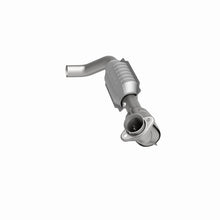 Load image into Gallery viewer, MagnaFlow Direct Fit Catalytic Converter 04-06 F-150 Pickup 5.4L 2WD D/S