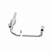 Load image into Gallery viewer, MagnaFlow Direct Fit Catalytic Converter Chevrolet/GMC 1500 1/2 Ton