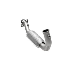 Load image into Gallery viewer, MagnaFlow Direct Fit Catalytic Converter 2004 Liberty P/S frt