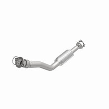 Load image into Gallery viewer, MagnaFlow Direct Fit Catalytic Converter 97-03 Chevy Malibu 3.1L