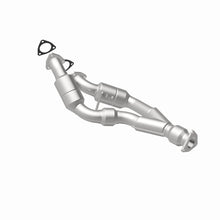 Load image into Gallery viewer, MagnaFlow Direct Fit Catalytic Converter 04-06 VW Touareg 3.2L