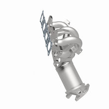 Load image into Gallery viewer, MagnaFlow Direct Fit Catalytic Converter 08-09 Kia Optima 2.4L Manifold