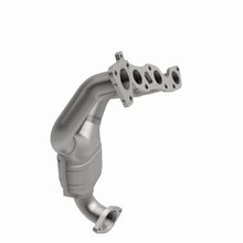 Load image into Gallery viewer, MagnaFlow Direct Fit Catalytic Converter 2001 Mercury Villager 3.3L