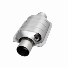 Load image into Gallery viewer, MagnaFlow Universal Catalytic Converter 2.25 W/Dual O2 Boss