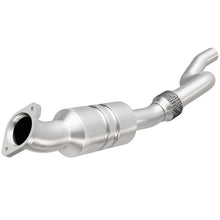 Load image into Gallery viewer, MagnaFlow DF Cat Conv Chrysler/Dodge 05-09 300/Charger /05-08 Magnum/2009 Challenger 5.7L Drv Side