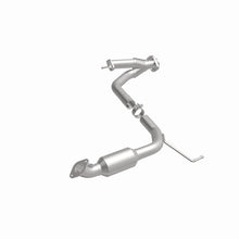 Load image into Gallery viewer, MagnaFlow Direct Fit Catalytic Converter 05-09 Tacoma 4L D/S rr OEM