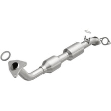 Load image into Gallery viewer, MagnaFlow Direct Fit Catalytic Converter 98-02 Lexus LX470 4.7L OEM