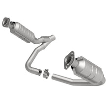 Load image into Gallery viewer, MagnaFlow Direct Fit Catalytic Converter Dakota 05-06 6 3.7L
