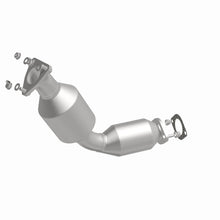 Load image into Gallery viewer, MagnaFlow Direct Fit Catalytic Conv 04-06 Nissan 350Z 3.5L / 04-07 Infiniti G35 3.5L - Left Side
