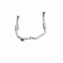 Load image into Gallery viewer, MagnaFlow DF Cat. Conv 97 Land Rover Defender 90 4.0L Y-Pipe Assy / 96-99 Discovery 4.0L Y-Pipe Assy