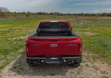 Load image into Gallery viewer, Truxedo 04-12 GMC Canyon &amp; Chevrolet Colorado 6ft Sentry Bed Cover