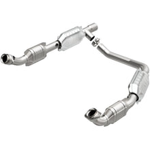 Load image into Gallery viewer, MagnaFlow Direct Fit Catalytic Converter Ford E350 Van 06 5.4L OEM