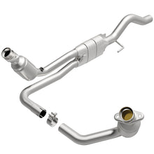 Load image into Gallery viewer, MagnaFlow Direct Fit Catalytic Converter 00-03 Dakota 4.7L