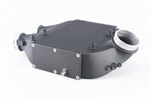 Load image into Gallery viewer, CSF 2014+ BMW M3/M4 (F8X) Top Mount Charge-Air-Cooler - Crinkle Black - GTR Auto