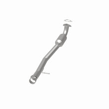 Load image into Gallery viewer, MagnaFlow Direct Fit Catalytic Converter 07-09 Range Rover v8 4.2/4.4L OEM Underbody
