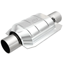 Load image into Gallery viewer, MagnaFlow Universal Catalytic Converter 2.25 Rear with O2