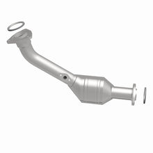 Load image into Gallery viewer, MagnaFlow Direct Fit Catalytic Converter 01 Toyota Tacoma 2.4L Fron