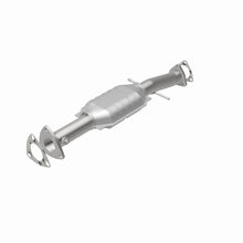 Load image into Gallery viewer, MagnaFlow Direct Fit Catalytic Converter 99 Sonoma/S10 4.3L